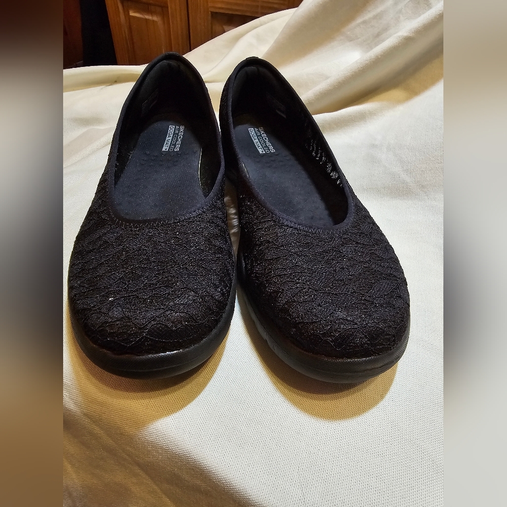Skechers on the Go Charlotte Lace Ballet flats size 10 fits like 11